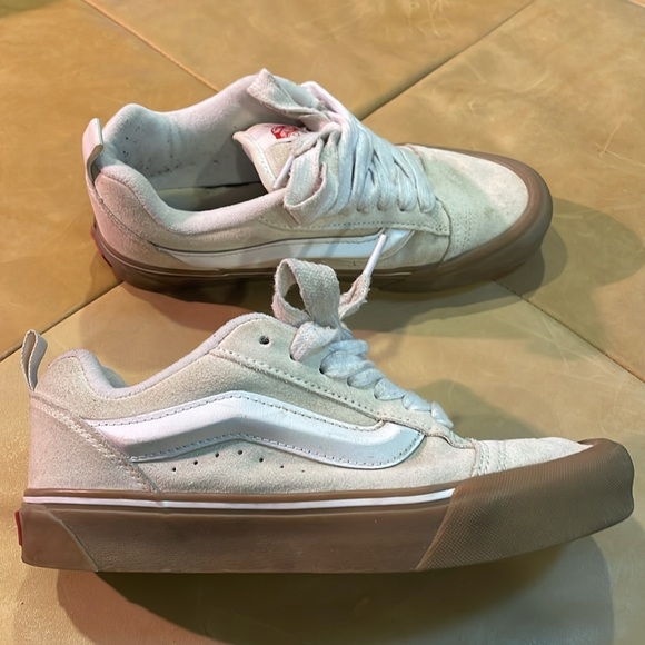 Vans cream and white size 8 nice condition shoes - Picture 2 of 7